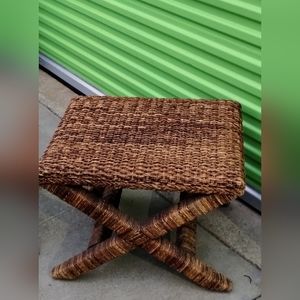 Palecek natural Seagrass rope stool.       Measures: W24.75" x D21" x H18"